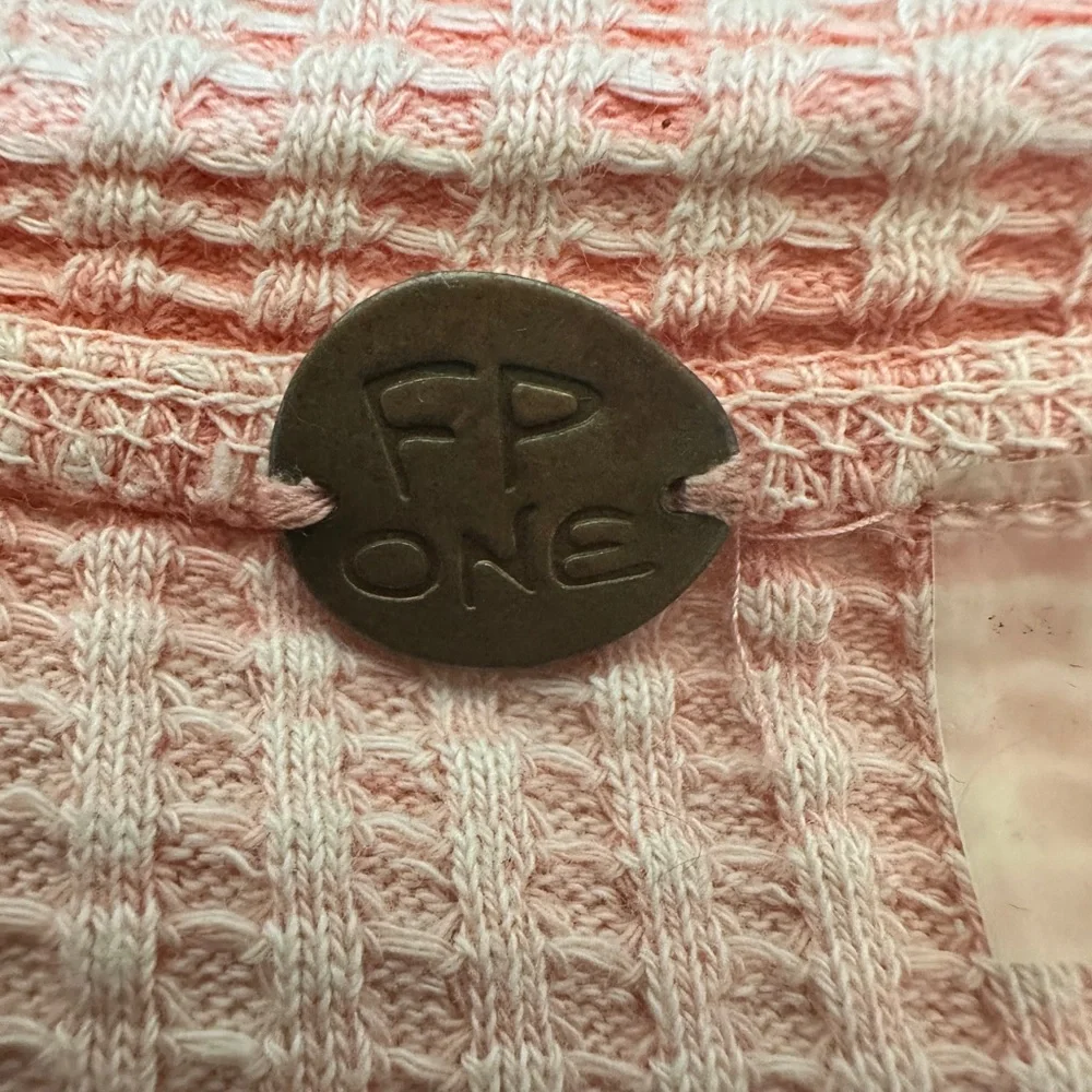 Free People One Colt Thermal Waffle Knit Pink Long Sleeve Top - Size Small - Picture 2 of 8